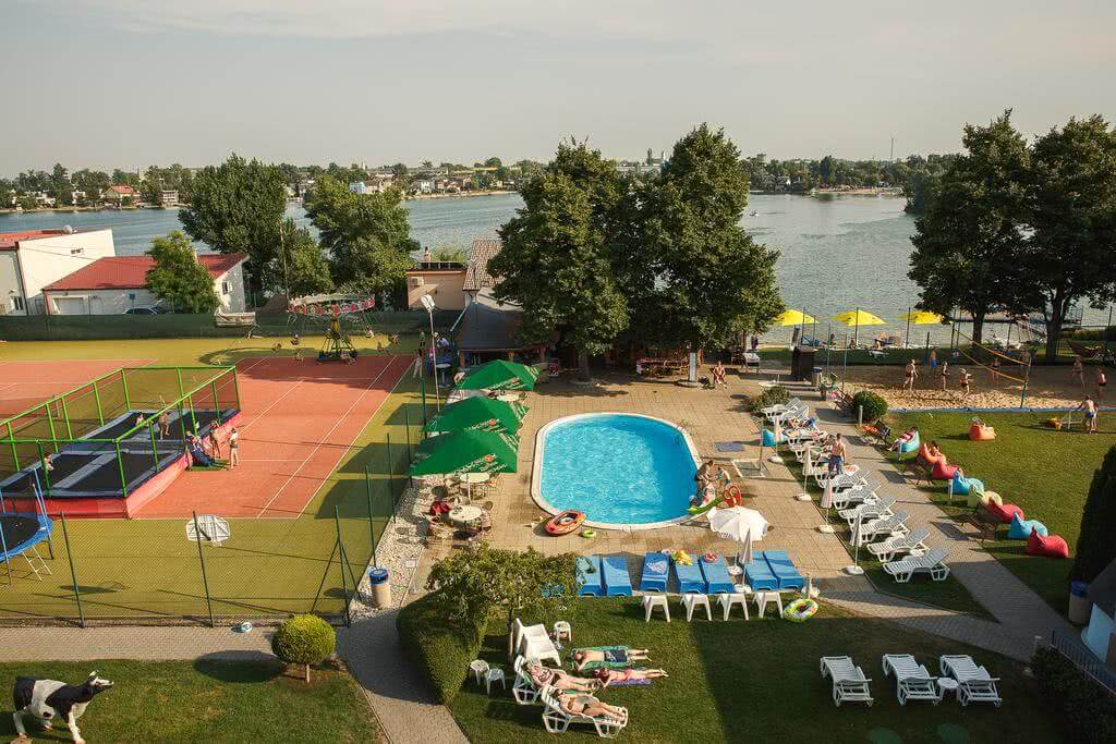 Hotel Senec Lake Resort