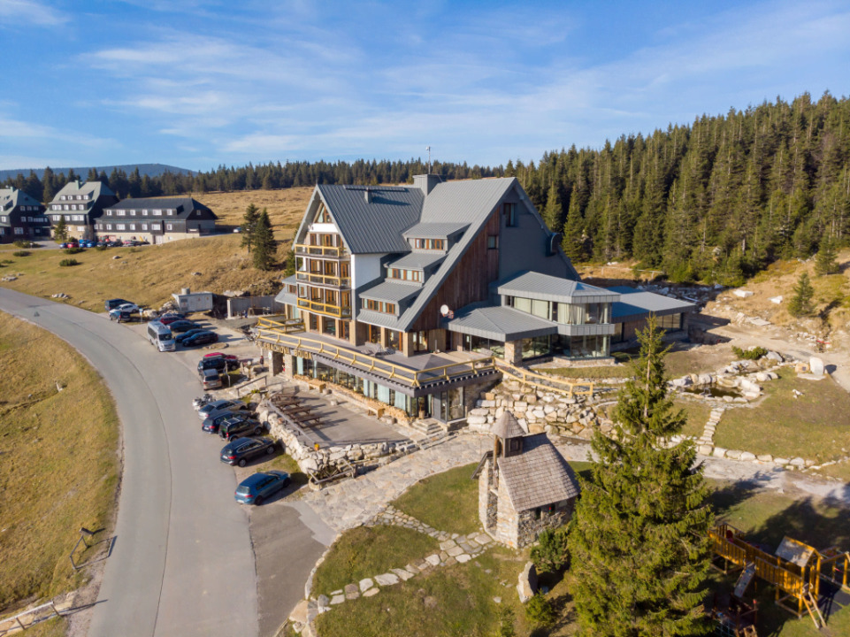 Resort Sv. František, Erlebachova & Josefova bouda