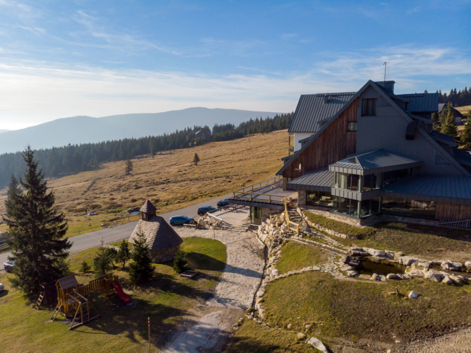 Resort Sv. František, Erlebachova & Josefova bouda