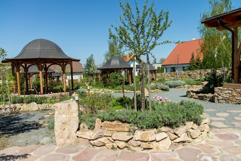 Babiččina zahrada – Restaurace a Penzion