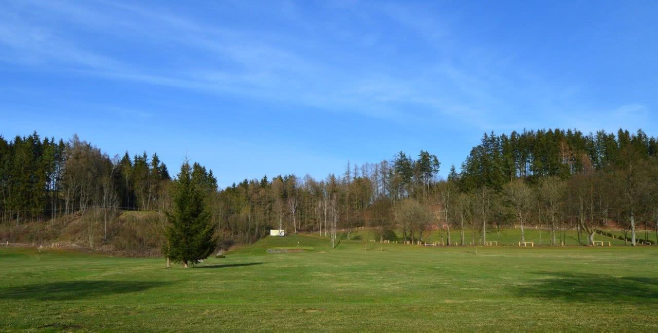 Golf Country Club Prosečné