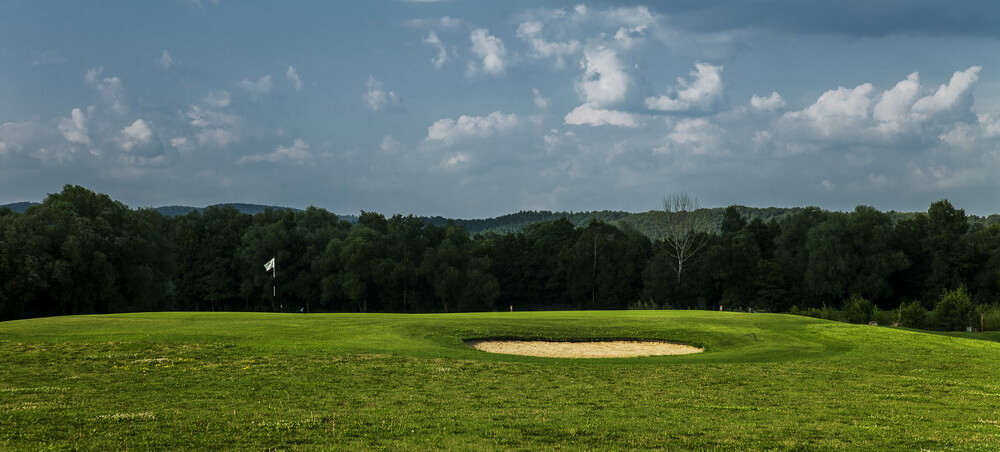 Three Oaks – Tři Duby Golf Resort