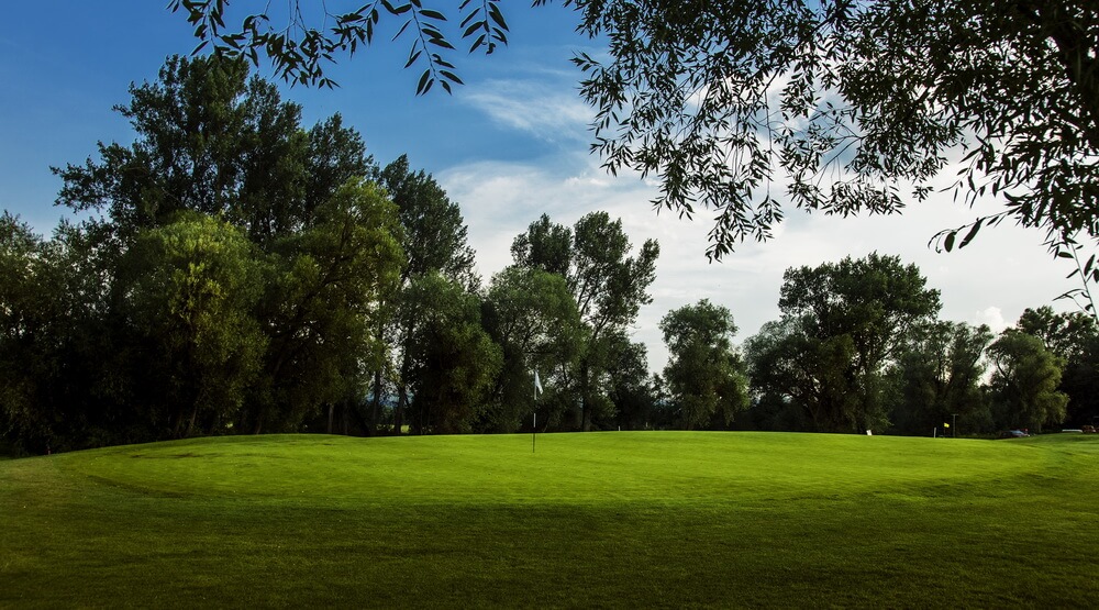 Three Oaks – Tři Duby Golf Resort