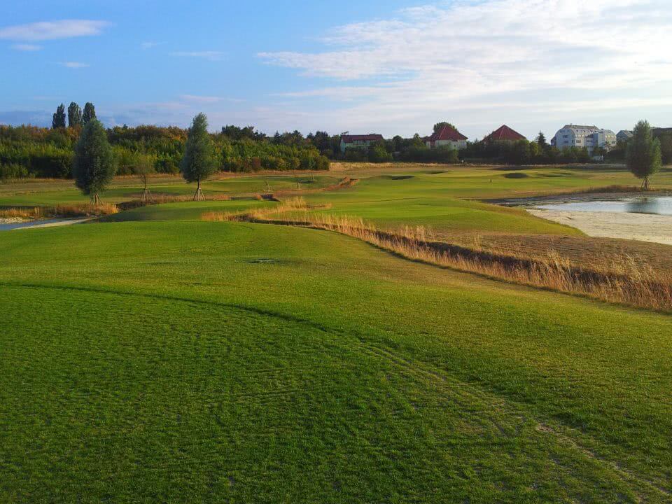 Twin Chapels Golf Resort Praha Vinoř