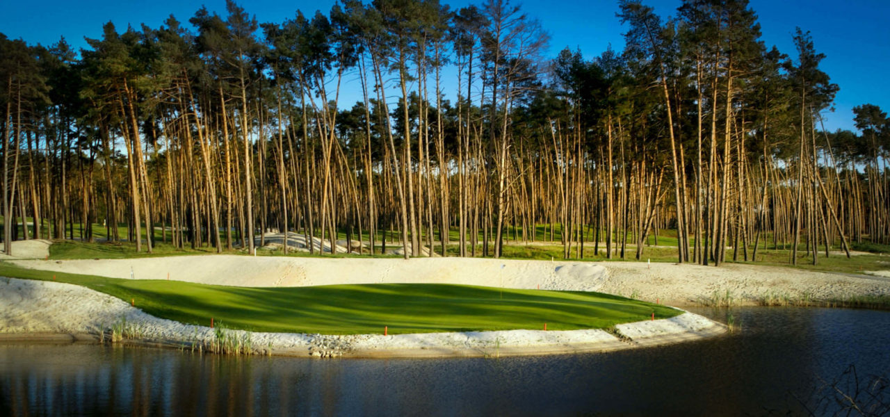 White Eurovalley Golf Park