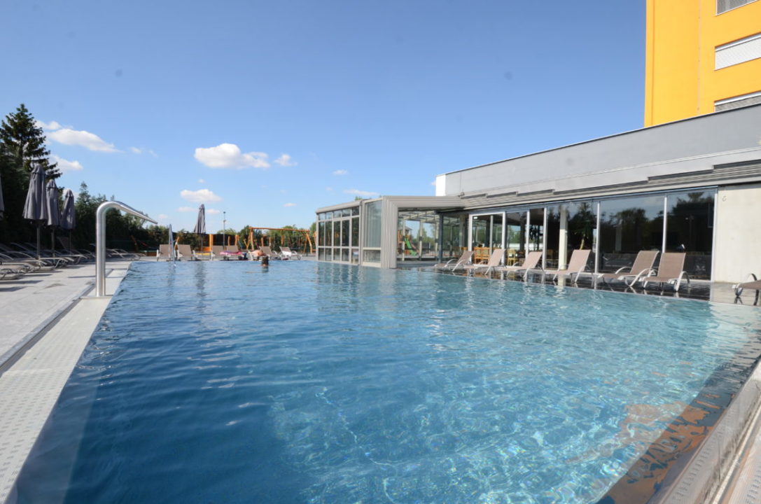 Hotel Aura Design & Garden Pool